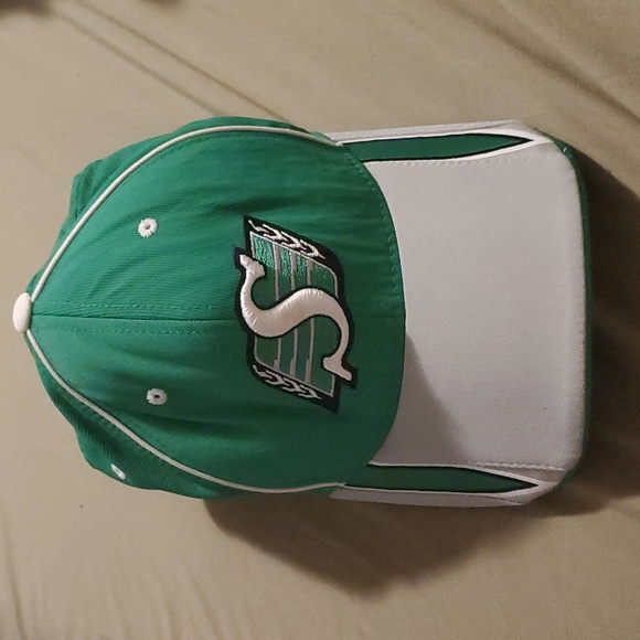 CFL S Saskatchewan Roughriders hat - Picture 1 of 4